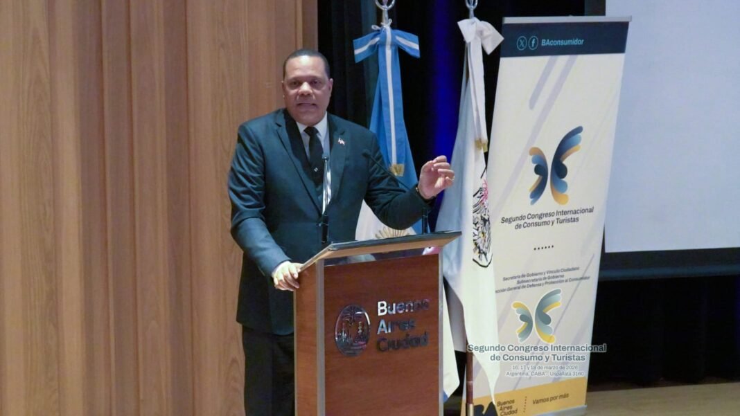 Eddy Alcántara llama a reforzar protección de turistas ante estafas y abusos